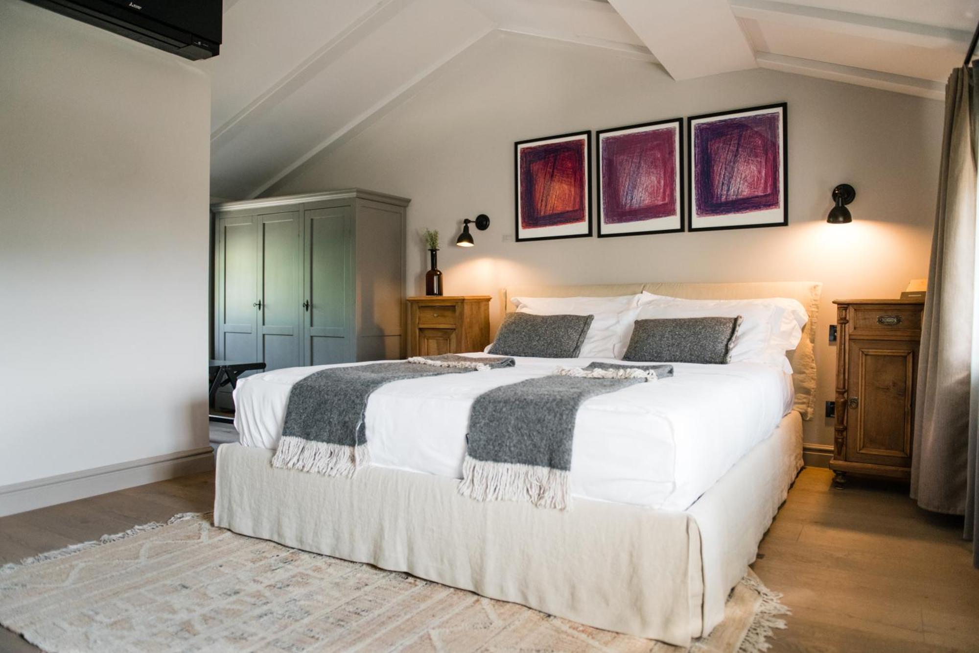 San Canzian Hotel & Residences - Small Luxury Hotels Of The World 부제 객실 사진