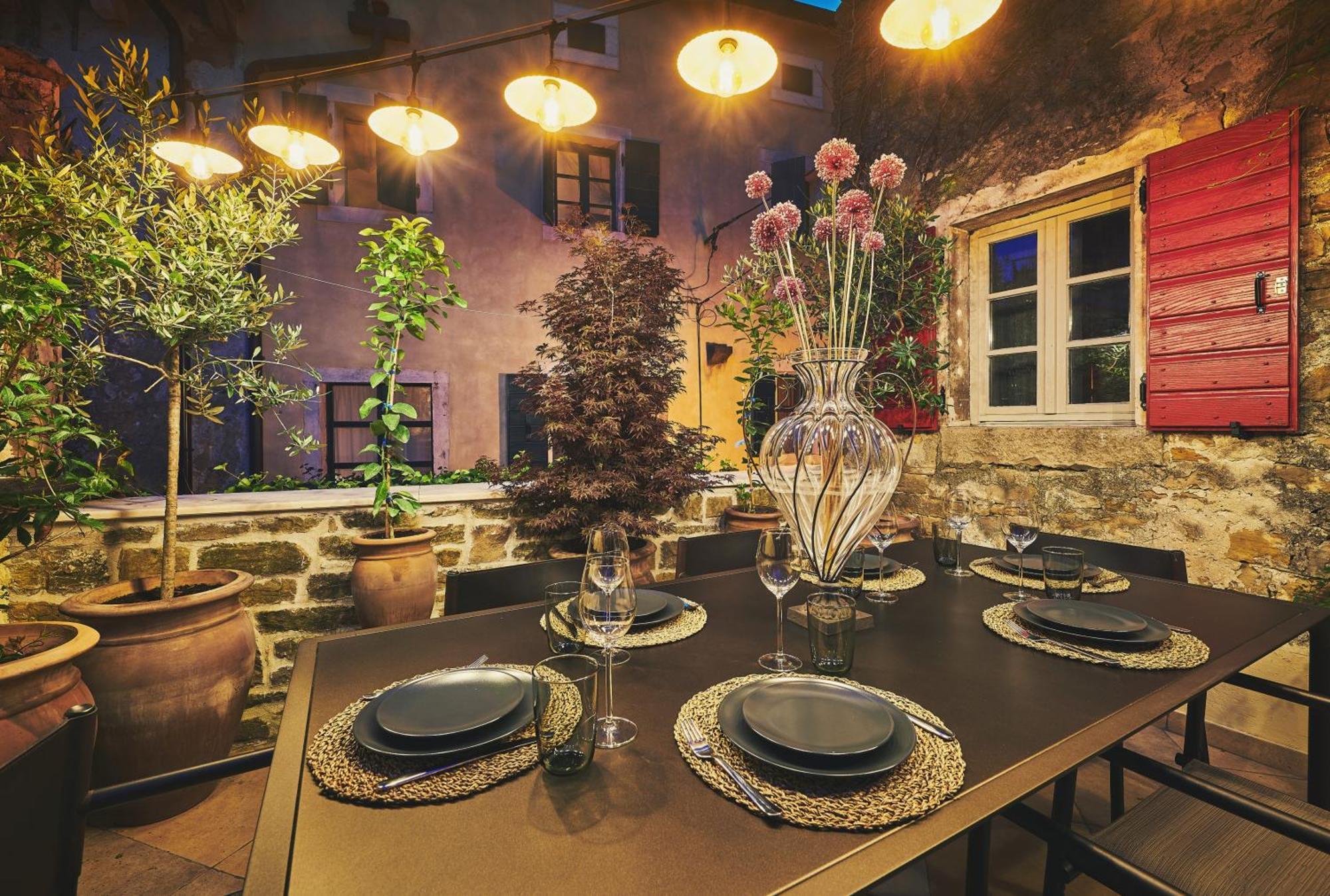 San Canzian Hotel & Residences - Small Luxury Hotels Of The World 부제 객실 사진